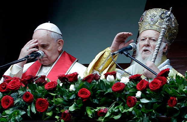 Вселенский патриарх Варфоломей I и папа римский Франциск. Фото: Gregorio Borgia / AP / ТАСС