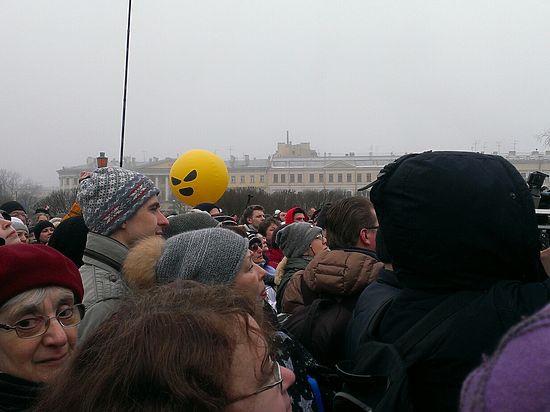 В Петербурге прошел митинг против передачи Исаакия РПЦ